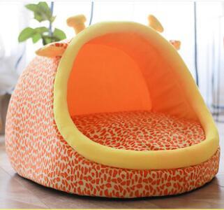 FurEverSmart Four seasons warm and washable kennel