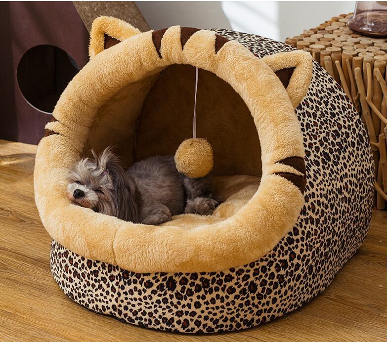 FurEverSmart Four seasons warm and washable kennel